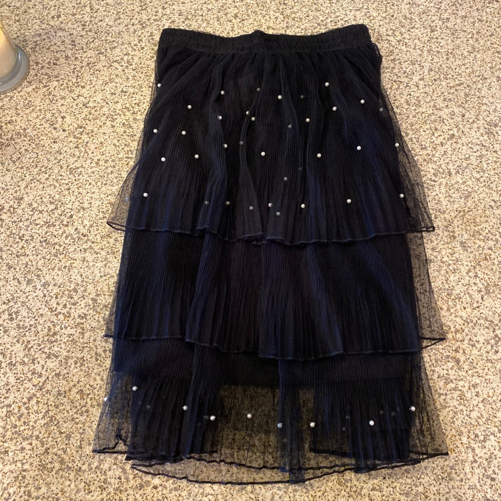 GORGEOUS pearl & tulle skirt